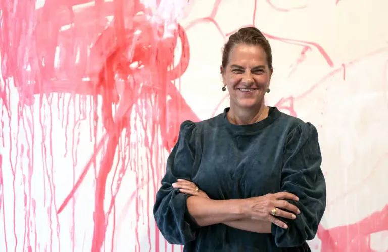Tracey Emin | «Οι γυναίκες καλλιτέχνες γίνονται καλύτερες με την ηλικία, σε αντίθεση με τους άντρες» (ηχητικό)