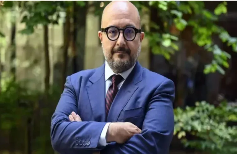 Ιταλία: Παραιτήθηκε ο υπουργός Πολιτισμού μετά το σκάνδαλο με την influencer 
