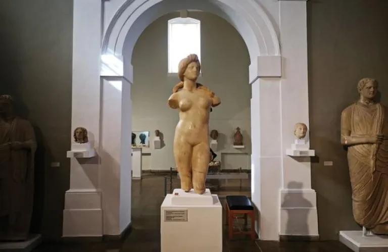 Aphrodite’s Sisters: Μοιράσου μια φωτογραφία - ιστορία για τη θεά Αφροδίτη