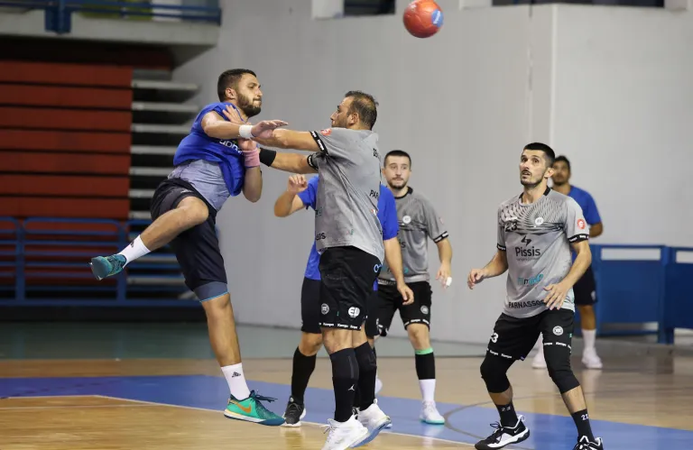 Με σούπερ ντέρμπι η τελευταία αγωνιστική του 2024 στο πρωτάθλημα ΟΠΑΠ Ανδρών στο Χάντμπολ

