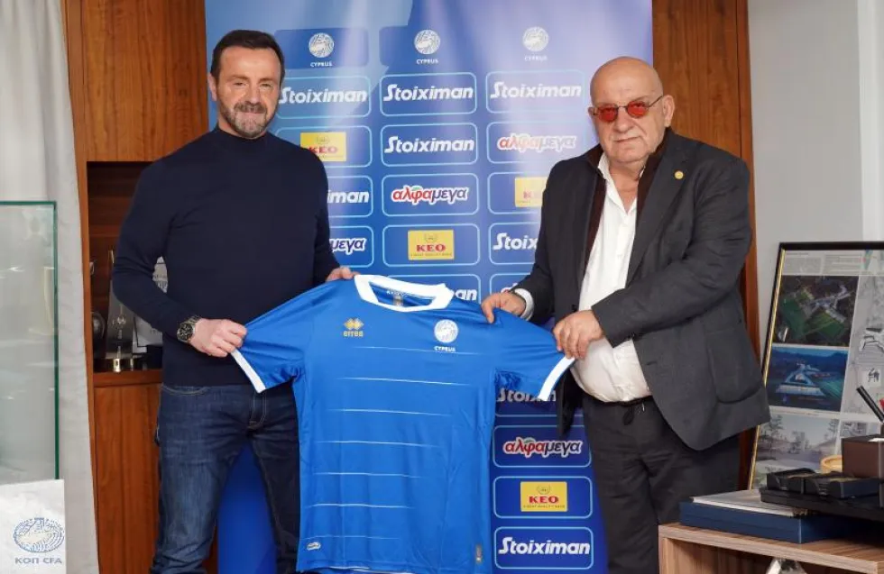 «Οι Κύπριοι διεθνείς διαθέτουν ταλέντο και ικανότητα»