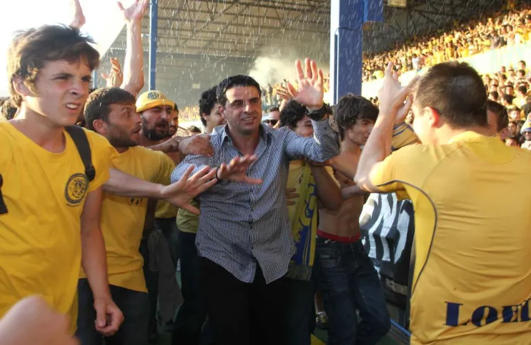 Τι θα άλλαζε ο Πάμπος για να γράψει ιστορία η ΑΕΛ στο Champions League
