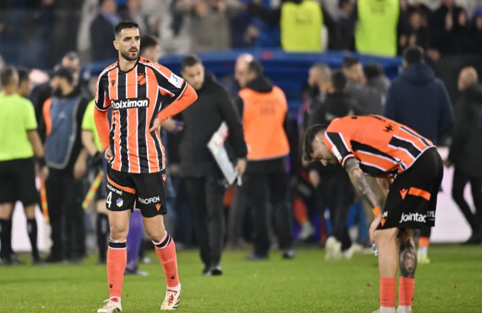 Απομακρύνεται η Ευρώπη...