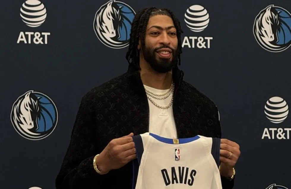 Ντέιβις: «Ξέρω τι σήμαινε ο Ντόντσιτς για το Ντάλας, αλλά είμαι εδώ για να δώσω ελπίδα»