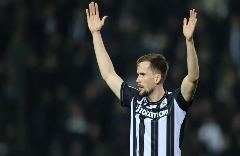 Kεντζιόρα: «Επέλεξαν τυχαία πέντε παίκτες για να τιμωρήσουν»