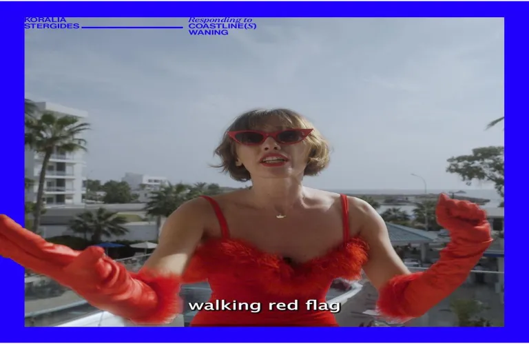 «Coastline(s) Waning: All for a few extra Sunbeds» στον EVOHK | Αύριο με performance της Κοραλλίας Στεργίδου 