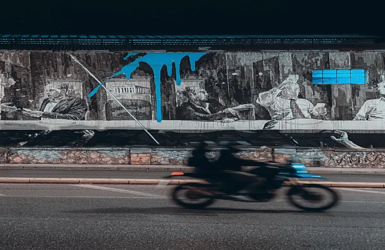 ATHENS STORIES | Φωτογραφικό οδοιπορικό λίγο πριν τα Χριστούγεννα