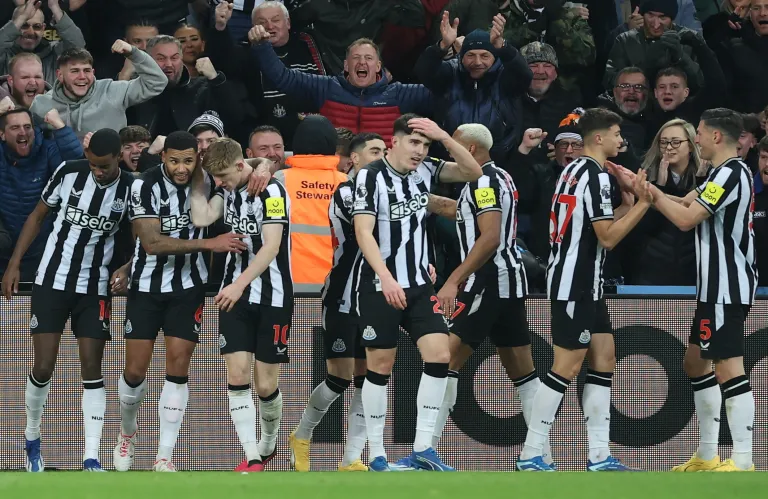 ΒΙΝΤΕΟ: Ισοπεδωτική η Νιούκαστλ, «κέρασε» τεσσάρα την Τσέλσι